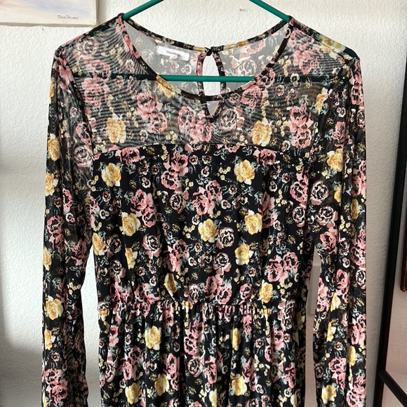 Long Sleeve Floral Dress - Picture 3 of 6